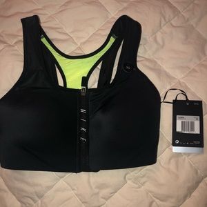 NWT Nike sports bra